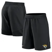 Nike Dri-FIT Stretch (NFL New England Patriots) Men's Shorts.