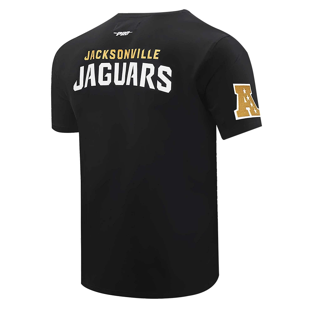 T-shirt rétro Striper Pro Standard noir pour hommes des Jacksonville Jaguars