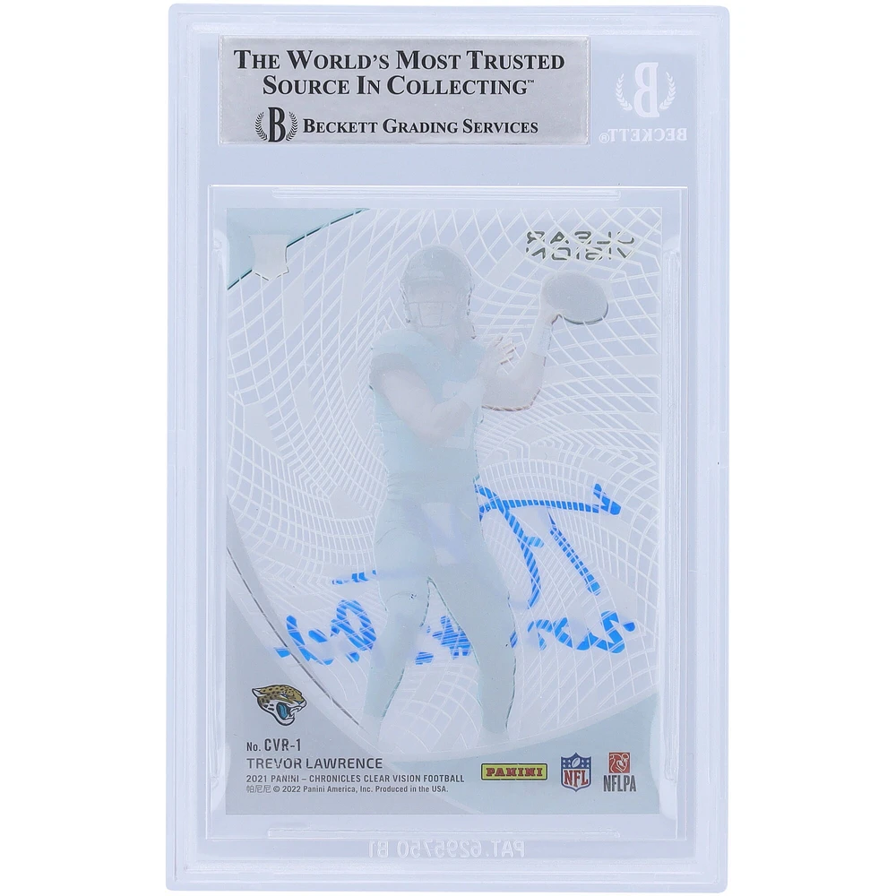 Carte de recrue authentifiée 2021 Panini Chronicles Clear Vision #CVR-1 signée Trevor Lawrence Jacksonville Jaguars avec l'inscription « 2021 #1 Pick » et présentée par les fanatiques de Beckett