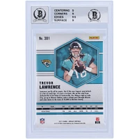 Carte de recrue Panini Mosaic #301 autographiée 2021 par Trevor Lawrence Jacksonville Jaguars, Beckett Fanatics Witnessed Authenticated 9/10 Rookie - 15022829