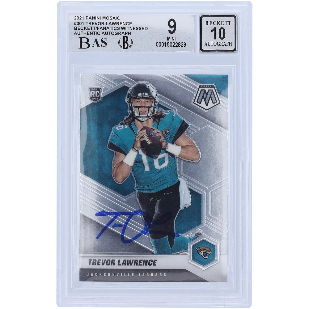 Carte de recrue Panini Mosaic #301 autographiée 2021 par Trevor Lawrence Jacksonville Jaguars, Beckett Fanatics Witnessed Authenticated 9/10 Rookie - 15022829