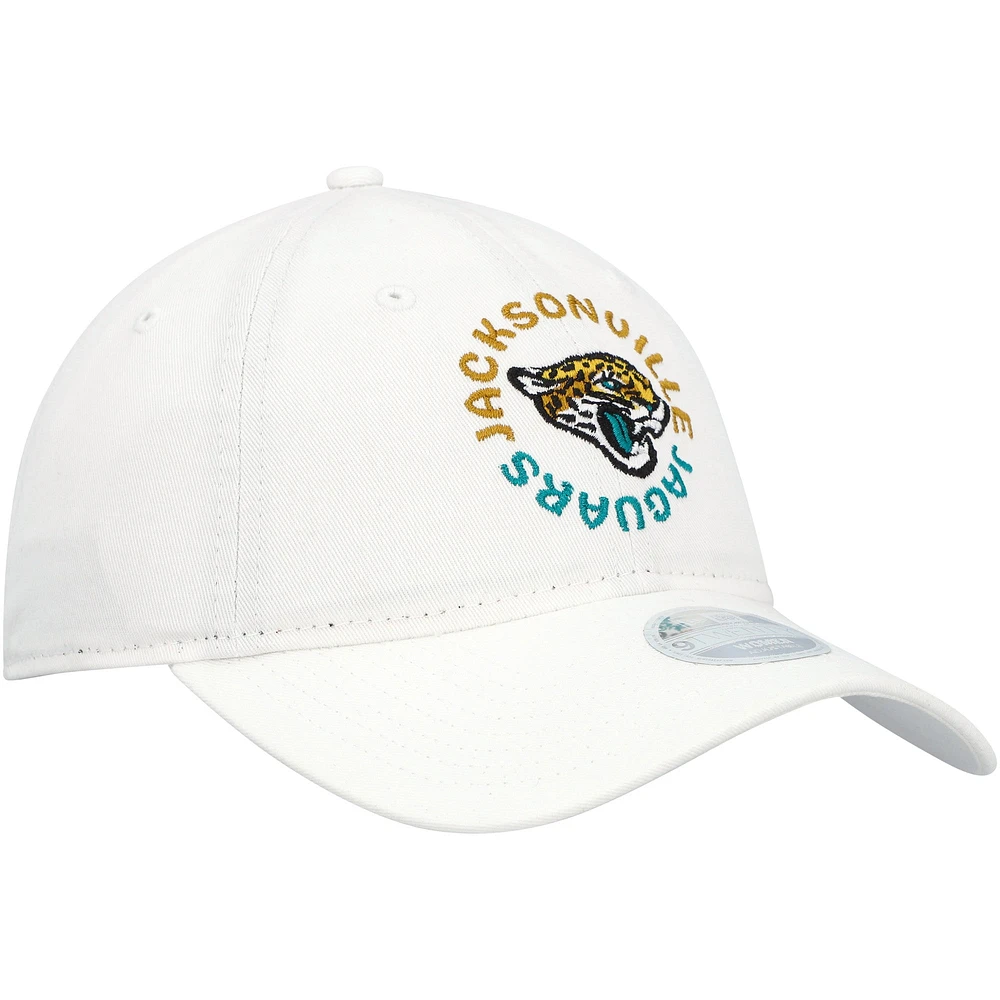 Casquette réglable 9TWENTY avec logo principal du cercle des Jaguars de Jacksonville New Era pour femme blanche