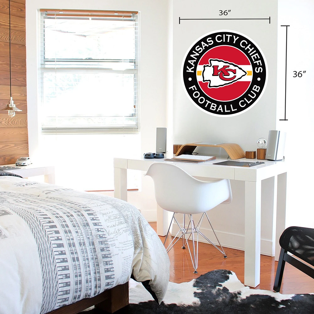 Kansas City Chiefs 36'' x 36'' Logo mural repositionnable - Décalcomanie