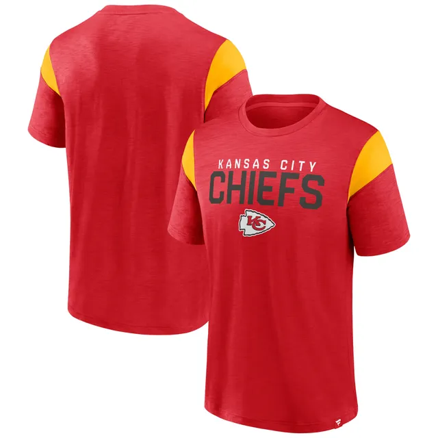 Fanatics Branded Red Kansas City Chiefs Super Bowl LVII Champions Signature Roster T-Shirt