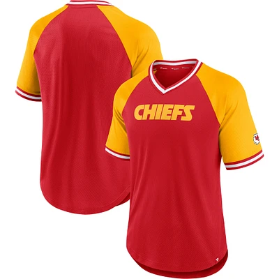 T-shirt rouge à col en V Fanatics Kansas City Chiefs Second Wind Raglan pour hommes