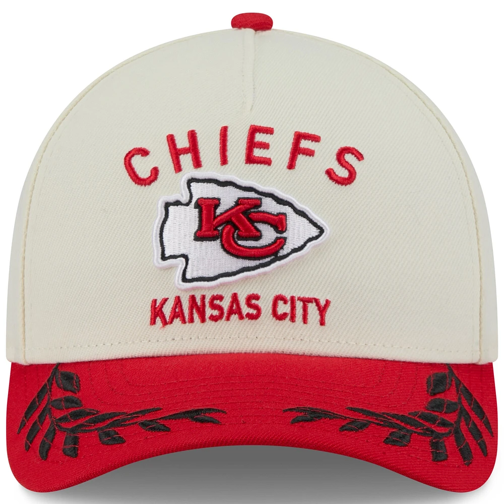 Casquette ajustable New Era 9FORTY A-Frame M-Crown crème/rouge pour homme des Kansas City Chiefs