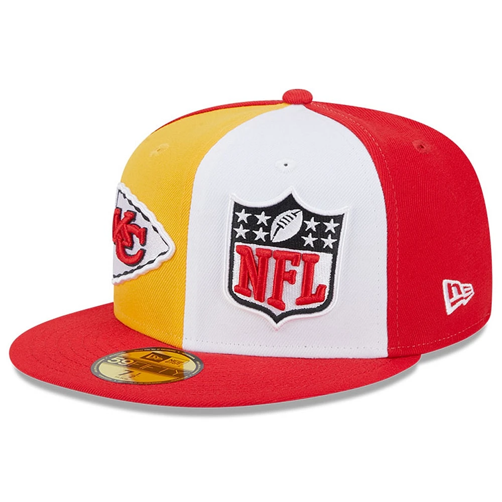 Casquette ajustée 59FIFTY pour homme Kansas City Chiefs 2023 Sideline New Era or/rouge