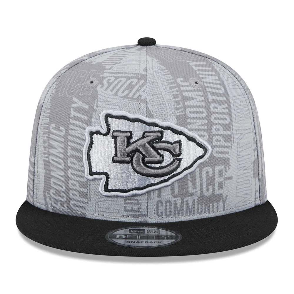 Men's New Era Gray/Black Kansas City Chiefs Inspire Change 9FIFTY Snapback Hat