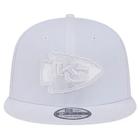 Casquette Snapback 9FIFTY Main Blanc sur Blanc des Chiefs de Kansas City New Era pour hommes