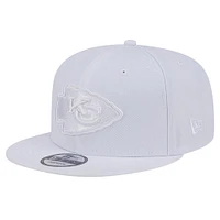 Casquette Snapback 9FIFTY Main Blanc sur Blanc des Chiefs de Kansas City New Era pour hommes
