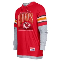 T-shirt à capuche manches longues Twofer rouge Kansas City Chiefs New Era pour homme