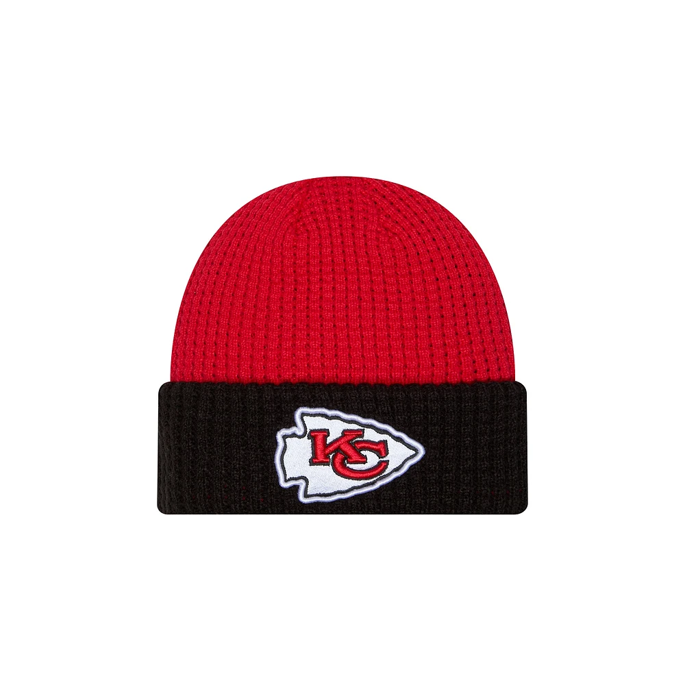 Bonnet en tricot gaufré à revers rouge Kansas City Chiefs New Era pour homme