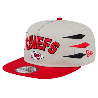 Casquette de golf athlétique à visière snapback Kansas City Chiefs New Era pour homme, couleur pierre/rouge