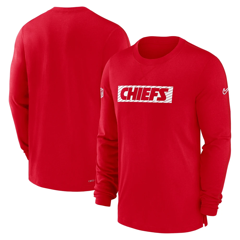 Men's Nike Red Kansas City Chiefs Sideline Player Performance Long Sleeve T-Shirt