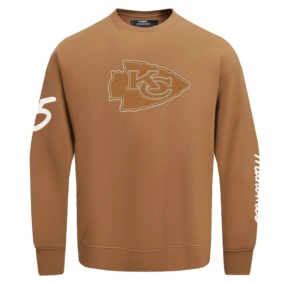 Sweat-shirt ras du cou Pro Standard Patrick Mahomes Brown pour homme des Kansas City Chiefs