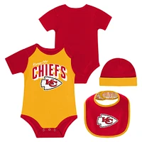 Newborn & Infant Kansas City Chiefs Dynamic Duo Bodysuit, Bib Knit Hat Set