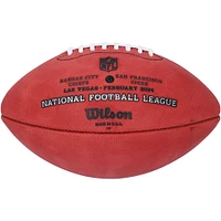 Ballon de football Duke autographié par Travis Kelce, Kansas City Chiefs, pour le Super Bowl LVIII
