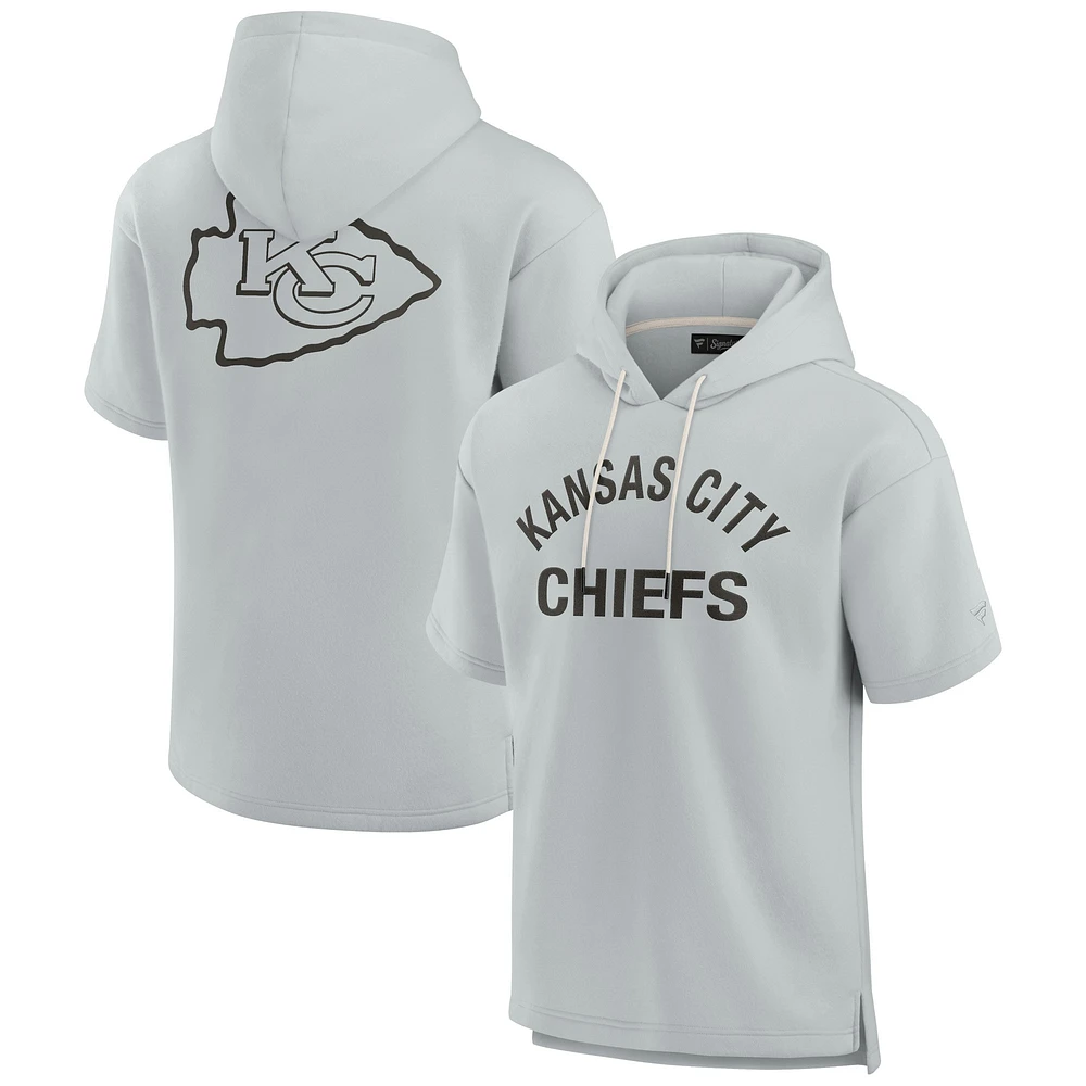 Sweat à capuche unisexe Fanatics gris Kansas City Chiefs Elements en polaire super douce manches courtes