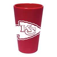 WinCraft Kansas City Chiefs 16oz. Team Color Silicone Pint Glass