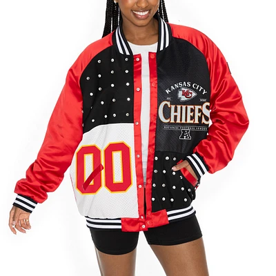 Veste bomber surdimensionnée rouge/noire Gameday Couture pour femme des Kansas City Chiefs avec strass et boutons-pression