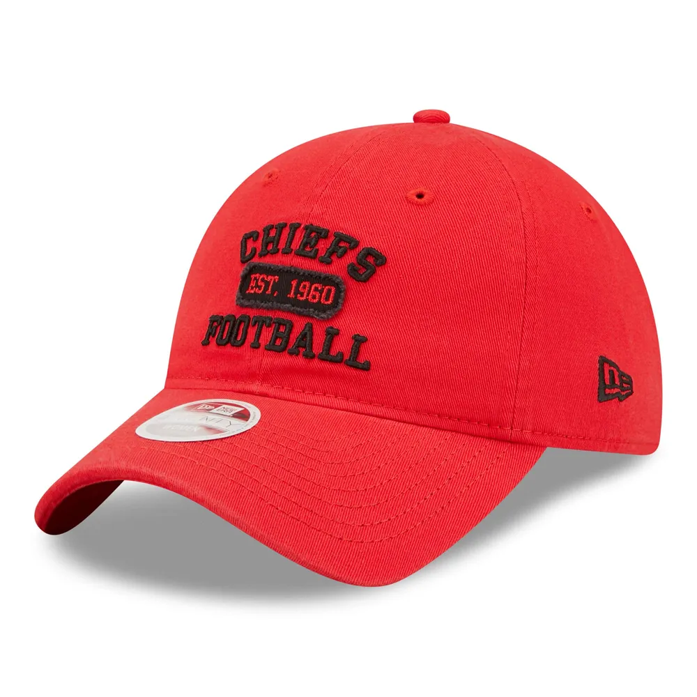 New Era Women's Red Kansas City Chiefs Cozy Cable Cuffed Knit Hat