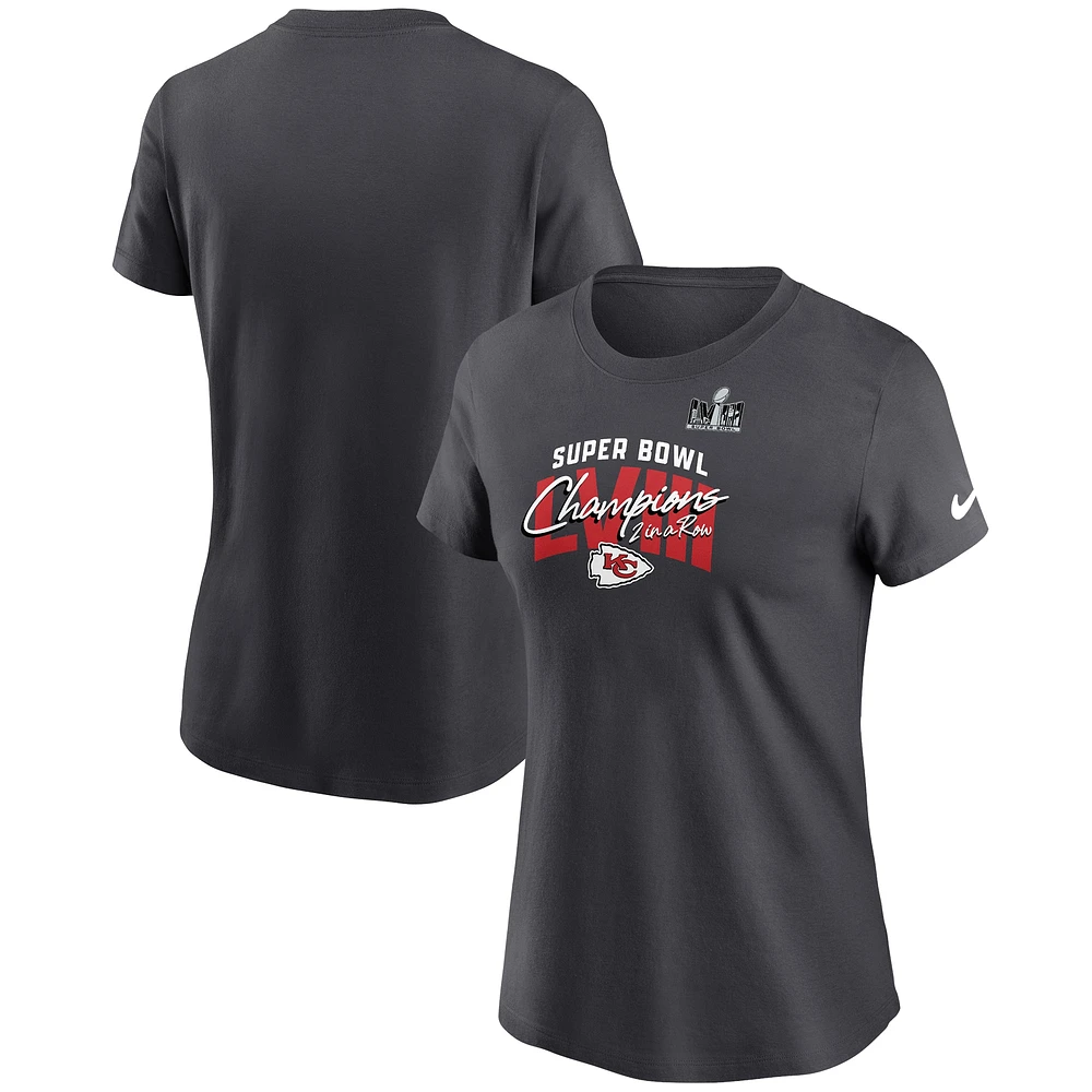 T-shirt essentiel emblématique Nike Anthracite Kansas City Chiefs Super Bowl LVIII Champions pour femmes