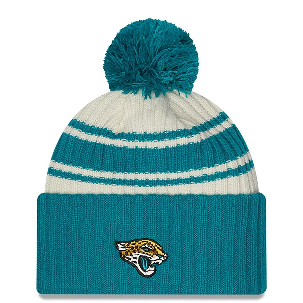 Youth New Era Cream/Red Kansas City Chiefs 2022 Sideline - Sport Cuffed Pom Knit Hat