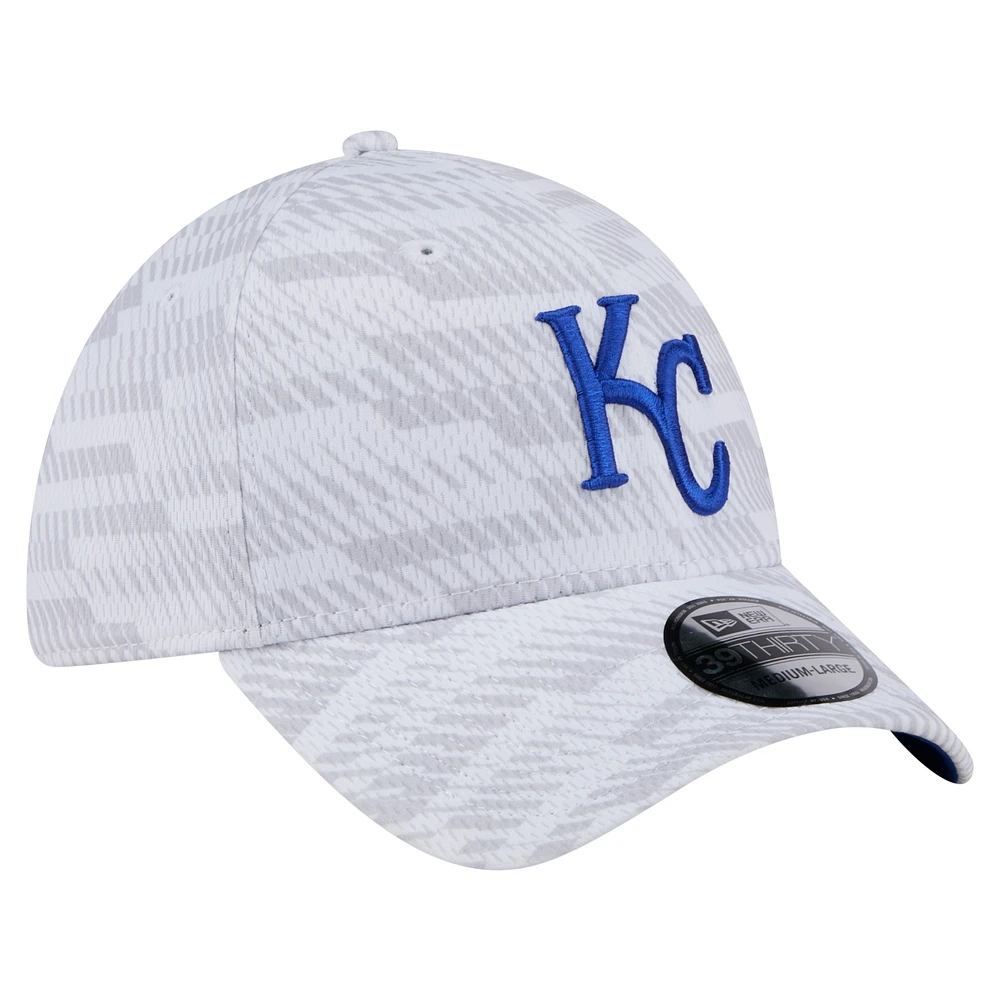 Men's New Era  White Kansas City Royals Graded 39THIRTY Stretch Fit Hat