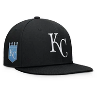 Men's Fanatics Black Kansas City Royals Walk-Off Bullpen Snapback Hat