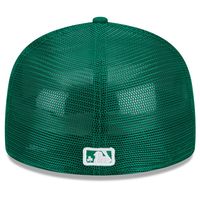 Men's New Era Green Kansas City Royals 2022 St. Patrick's Day 59FIFTY Fitted Hat