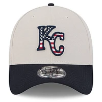 Men's New Era  Khaki/Black Kansas City Royals 2024 Fourth of July 39THIRTY Flex Hat