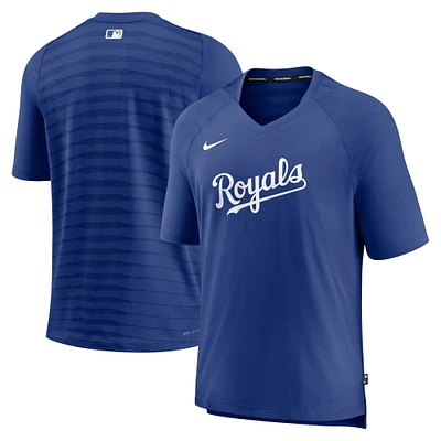 Nike Royal Kansas City Royals Authentic Collection Avant-match Raglan Performance T-shirt à col en V pour homme