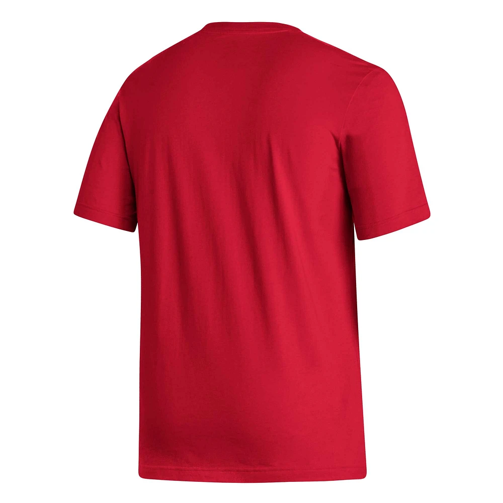 T-shirt adidas Kansas Jayhawks Logo Fresh rouge pour homme