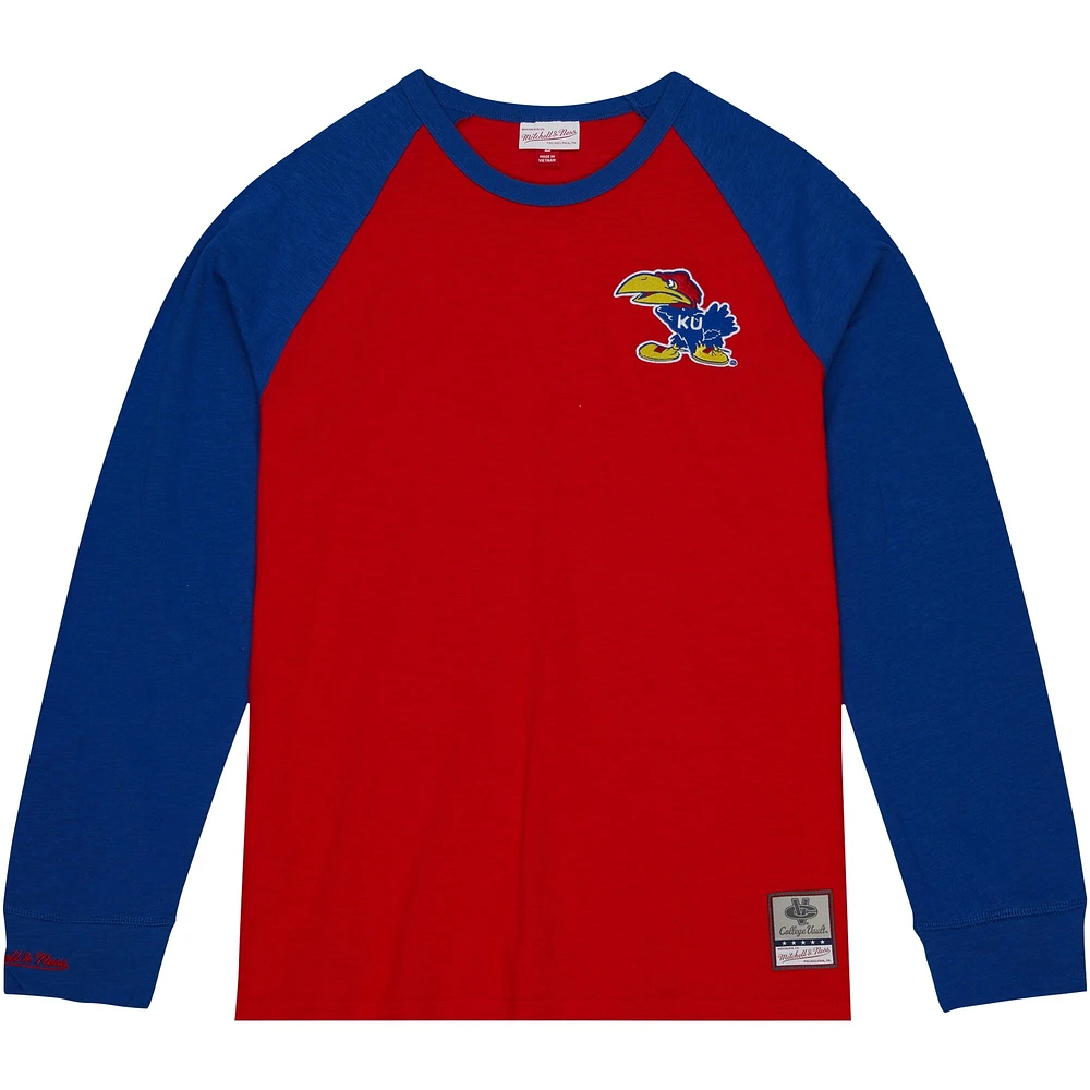 T-shirt à manches longues raglan flammé légendaire des Kansas Jayhawks de Mitchell & Ness pour hommes rouge