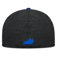 Men's Nike Black Kentucky Wildcats On-Field Dugout True Performance Fitted Hat