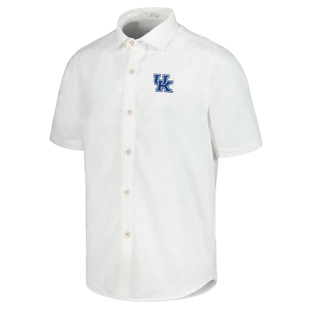 Chemise boutonnée Tommy Bahama blanche Kentucky Wildcats Coconut Point Palm Vista IslandZone Camp pour hommes