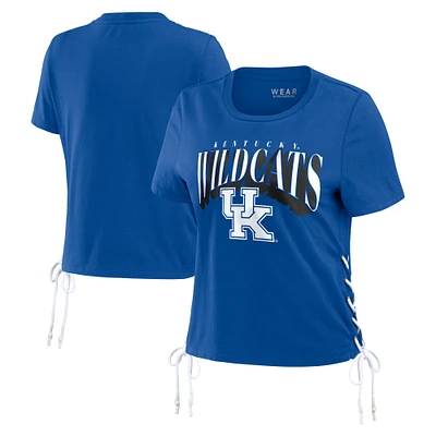 WEAR by Erin Andrews T-shirt court modeste à lacets sur le côté des Royal Kentucky Wildcats pour femmes