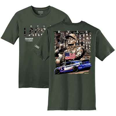 T-shirt militaire vert Kyle Larson de la collection Hendrick Motorsports Team pour hommes