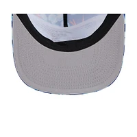 Casquette ajustable de golf Kyle Larson Adventure Pattern bleue New Era pour homme