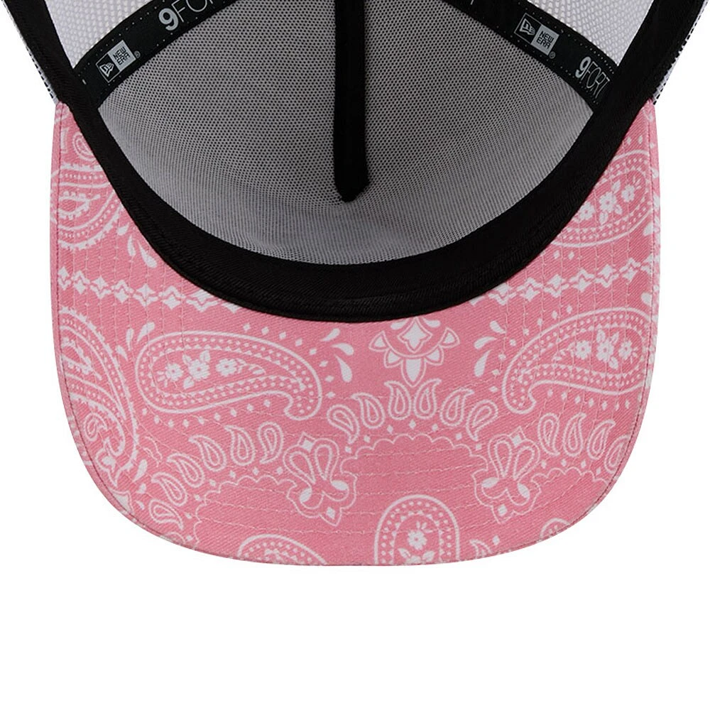 Casquette ajustable rose Kyle Larson 9FORTY A-Frame Trucker Paisley New Era pour hommes