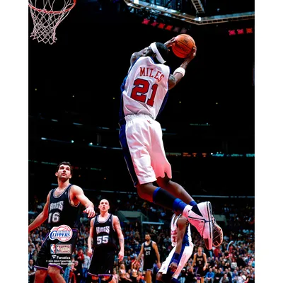 Latrell Sprewell Golden State Warriors Unsigned Hardwood Classics 1997 All-Star Game Slam Dunk Photograph