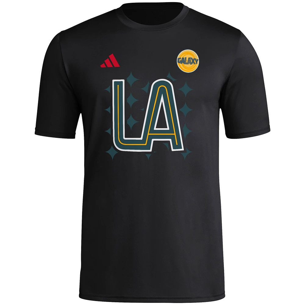 T-shirt d'avant-match adidas LA Galaxy 2024 Jersey Hook noir pour homme