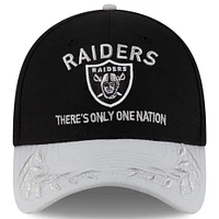 Men's New Era Black/Silver Las Vegas Raiders 2025 NFL Draft 39THIRTY Flex Hat