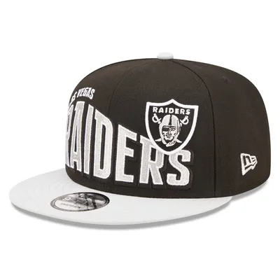 Las Vegas Raiders Pro Standard Script Wordmark Snapback Hat - Black