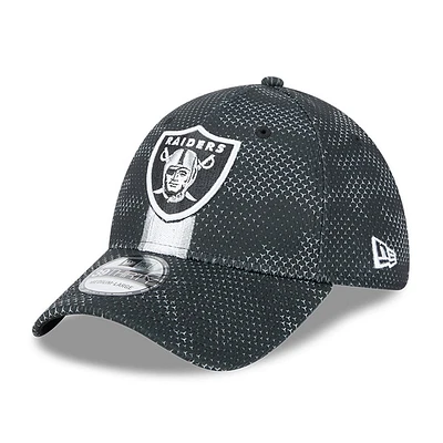 Casquette flexible noire Las Vegas Raiders 2024 Sideline 39THIRTY New Era pour hommes