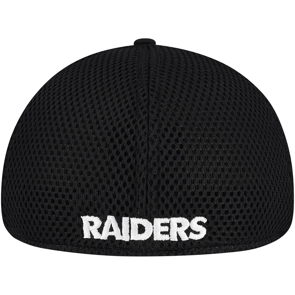 Men's New Era Black Las Vegas Raiders 39THIRTY Flex Hat