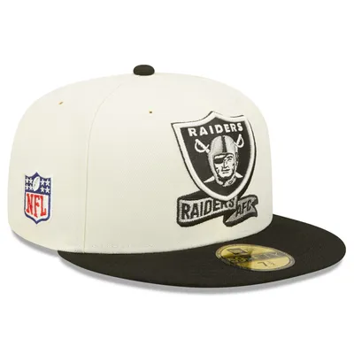 Las Vegas Raiders New Era 2022 Sideline 59FIFTY Fitted Hat - Cream/Black