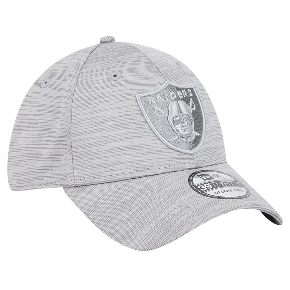 Men's New Era Gray Las Vegas Raiders  Active Tech 39THIRTY Flex Hat