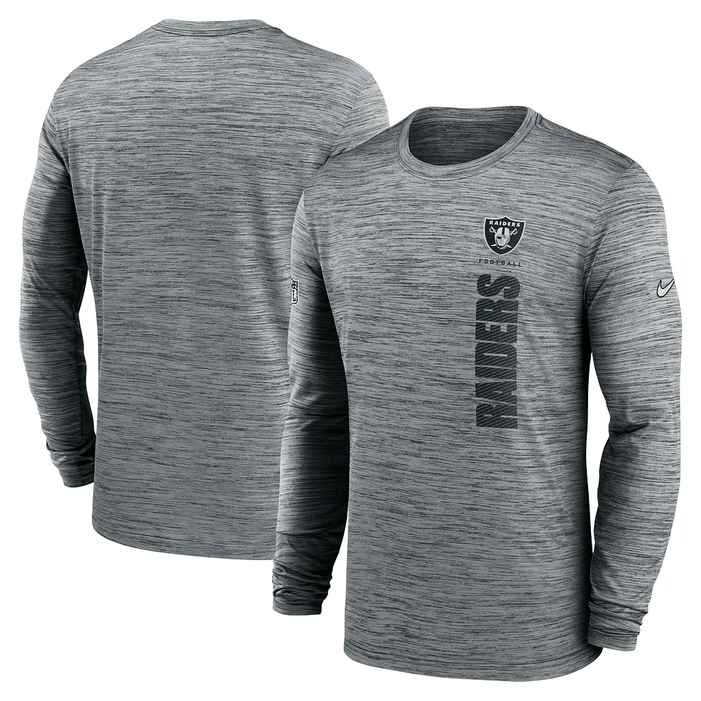 T-shirt Nike gris à manches longues Las Vegas Raiders 2024 Sideline Velocity Performance pour homme