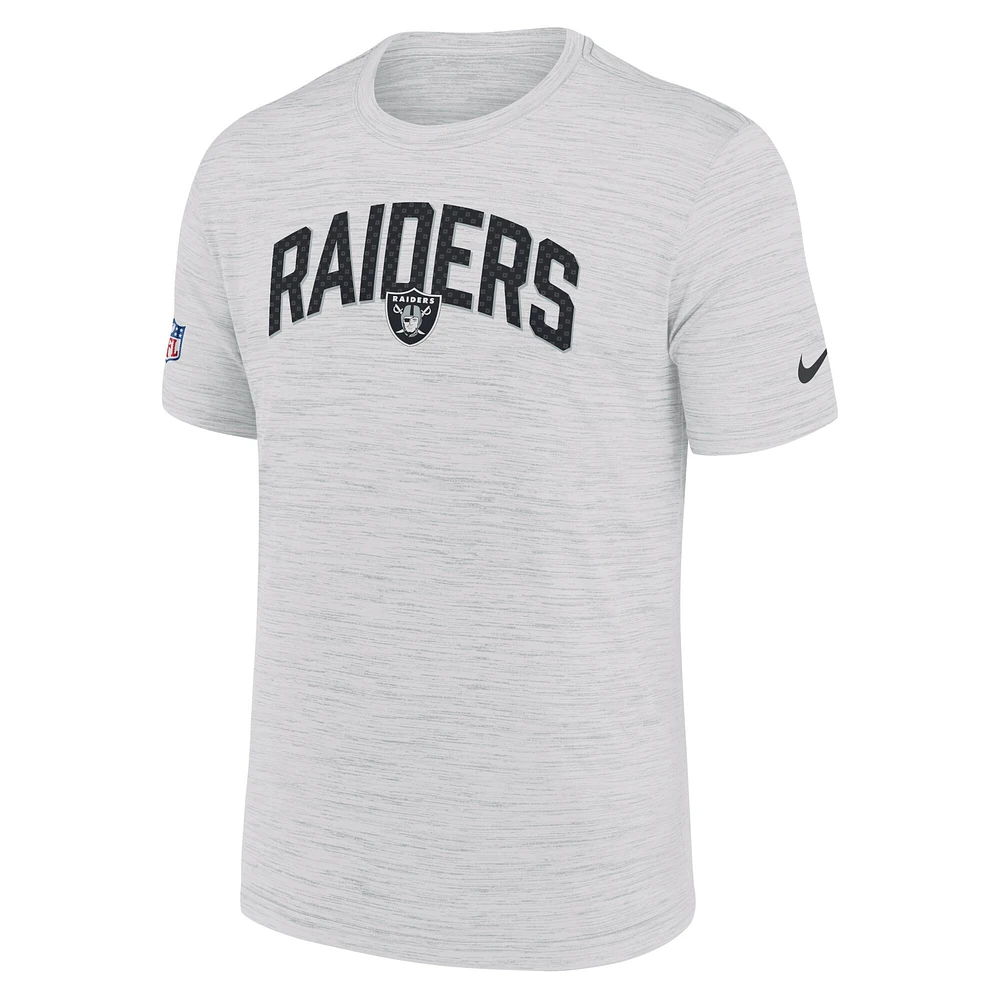 T-shirt Nike Las Vegas Raiders Sideline Velocity Athletic Stack Performance pour homme - Blanc